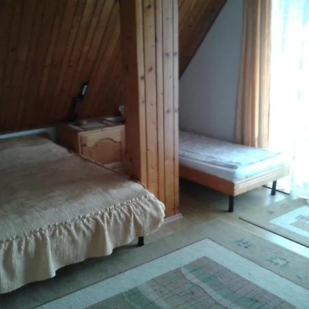 Csaki Vendeghaz Bed & Breakfast 3*